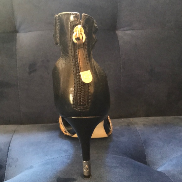 GUESS leopard heels 😍 - Picture 3 of 5